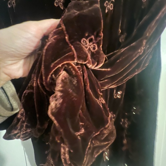 ECI Rich Brown Velvet Shirt with Floral Embroidery - Picture 6 of 10